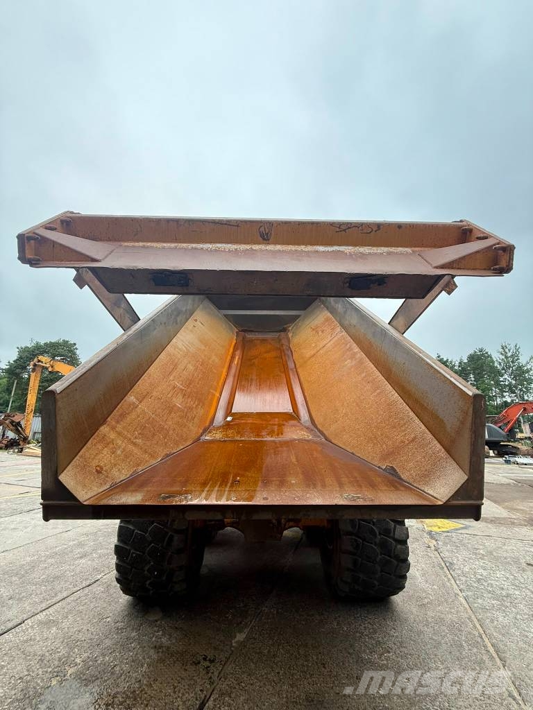 Volvo A 30 F Artikulētie pašizgāzēji