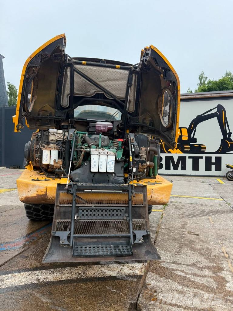 Volvo A 30 F Artikulētie pašizgāzēji