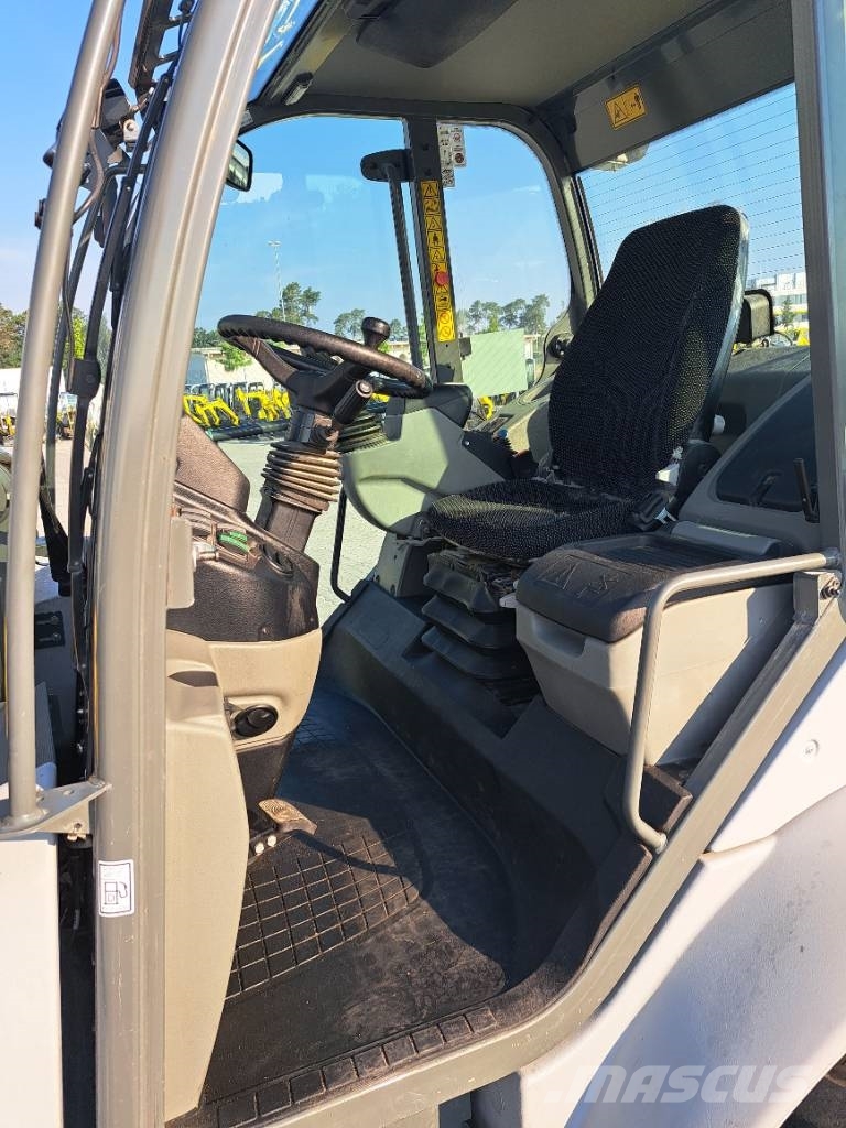 Kramer 8105 휠로우더