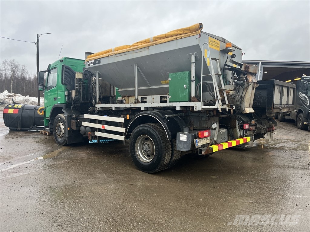 Volvo FM Tienhoito / imu / lakaisuauto Outros caminhões