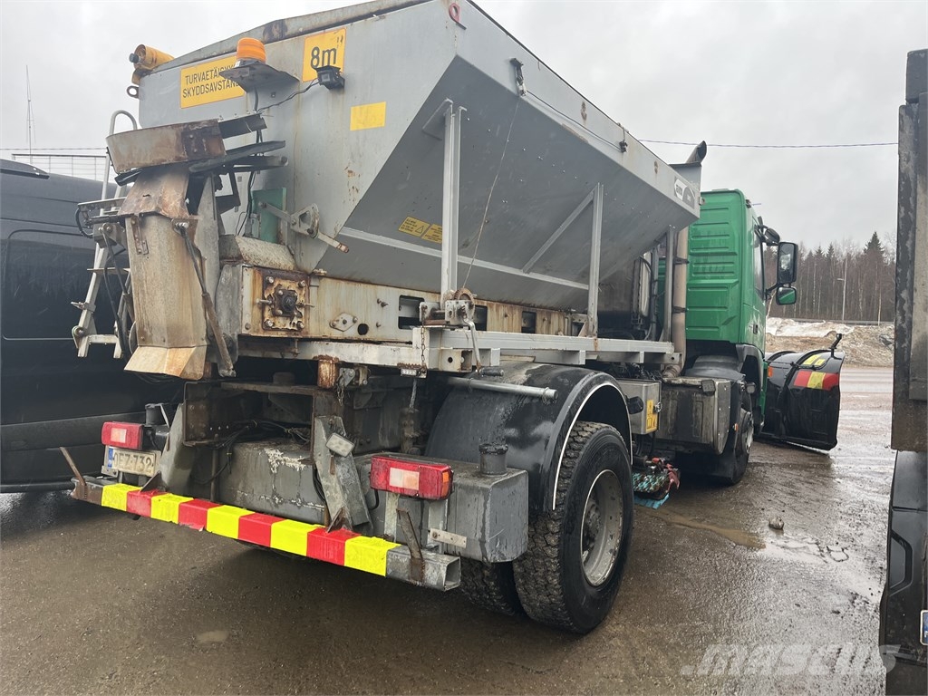 Volvo FM Tienhoito / imu / lakaisuauto Outros caminhões