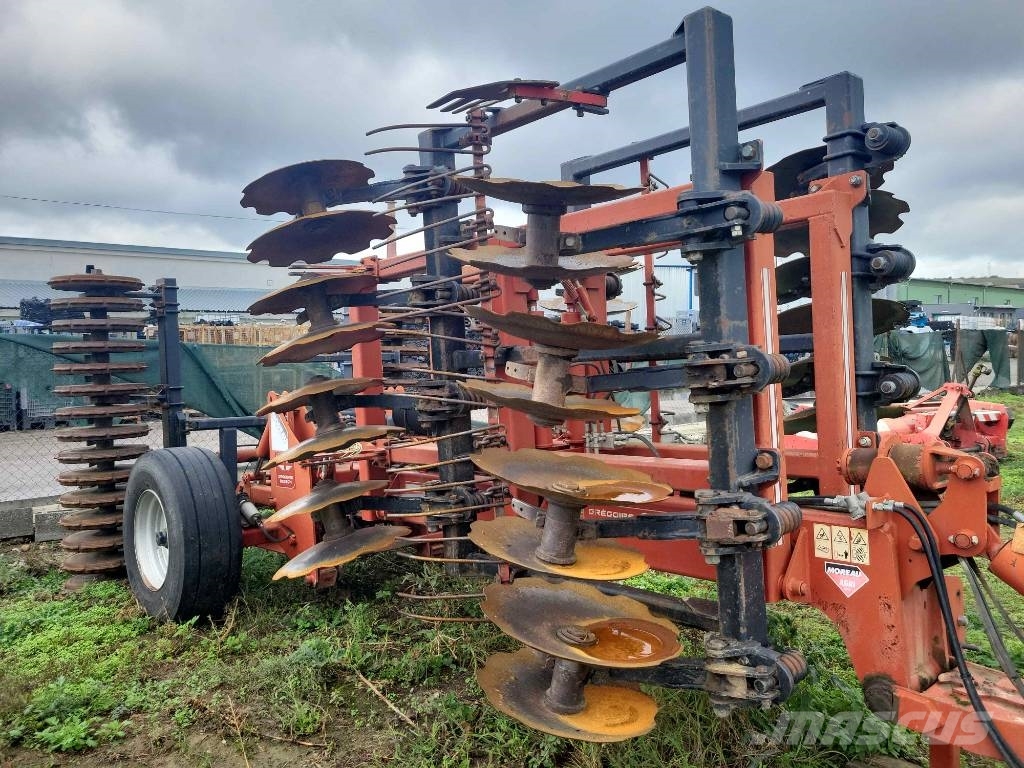 Gregoire-Besson DCK 3 400-32 / 16-230 Randaalid