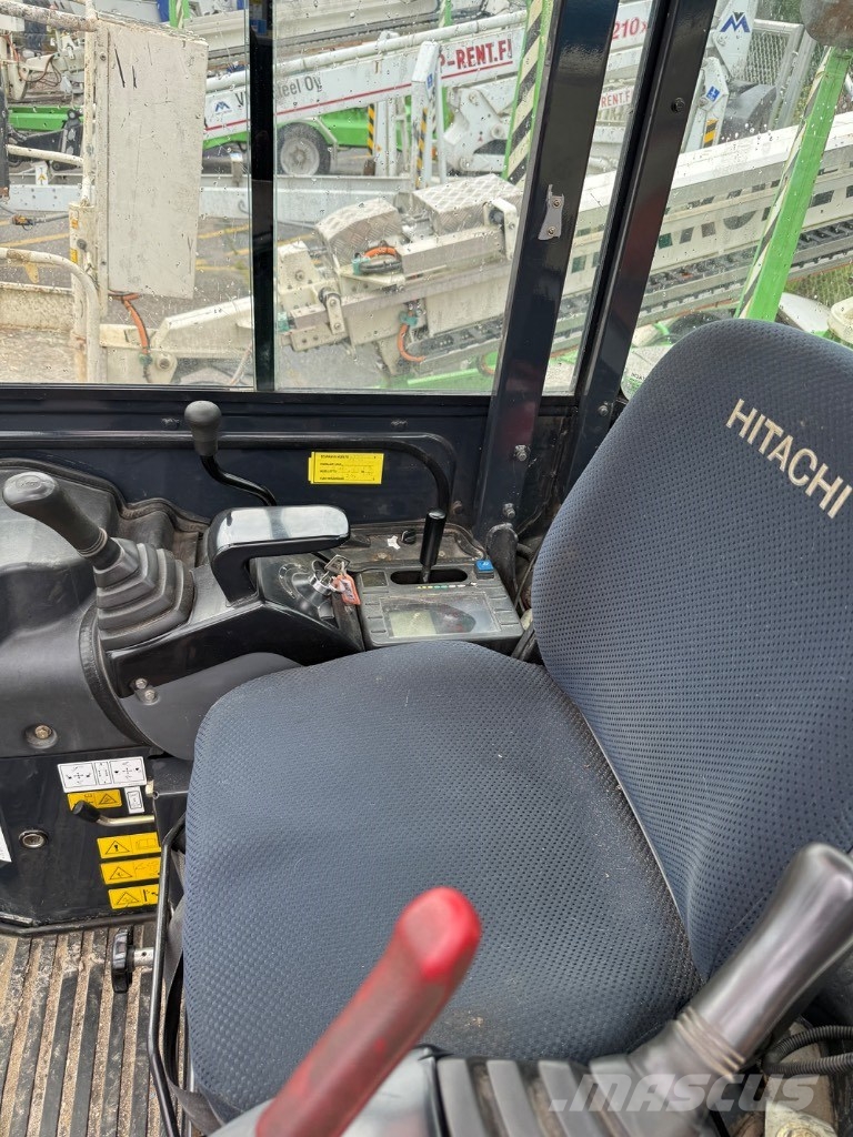 Hitachi ZX 17 U-2 حفارات صغيرة أقل من 7 طن (حفارات صغيرة)