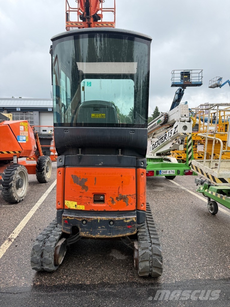 Hitachi ZX 17 U-2 حفارات صغيرة أقل من 7 طن (حفارات صغيرة)
