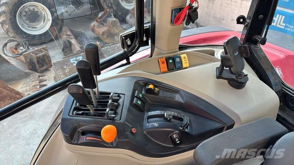 Massey Ferguson MF 5712 M Traktori