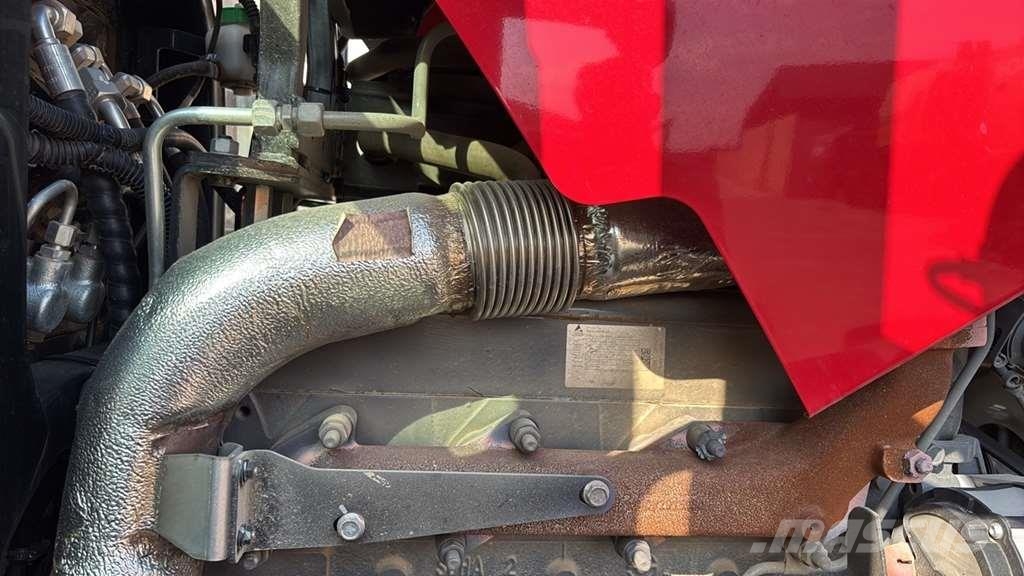 Massey Ferguson MF 5712 M Traktori