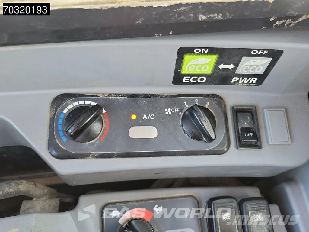 Kubota KX080-4 A/C حفارات صغيرة أقل من 7 طن (حفارات صغيرة)