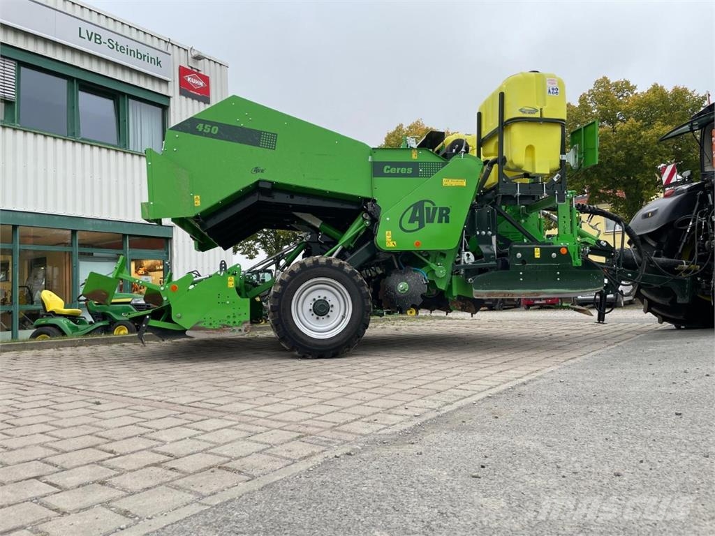 AVR Kartoffelpflanzmaschine Potato planters