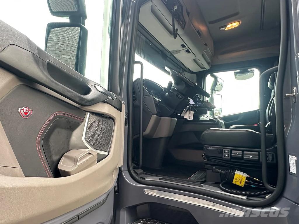 Scania R590 V8 NGS A 6X4 NB TREKKER/TRACTOR/SZM Vilcēji
