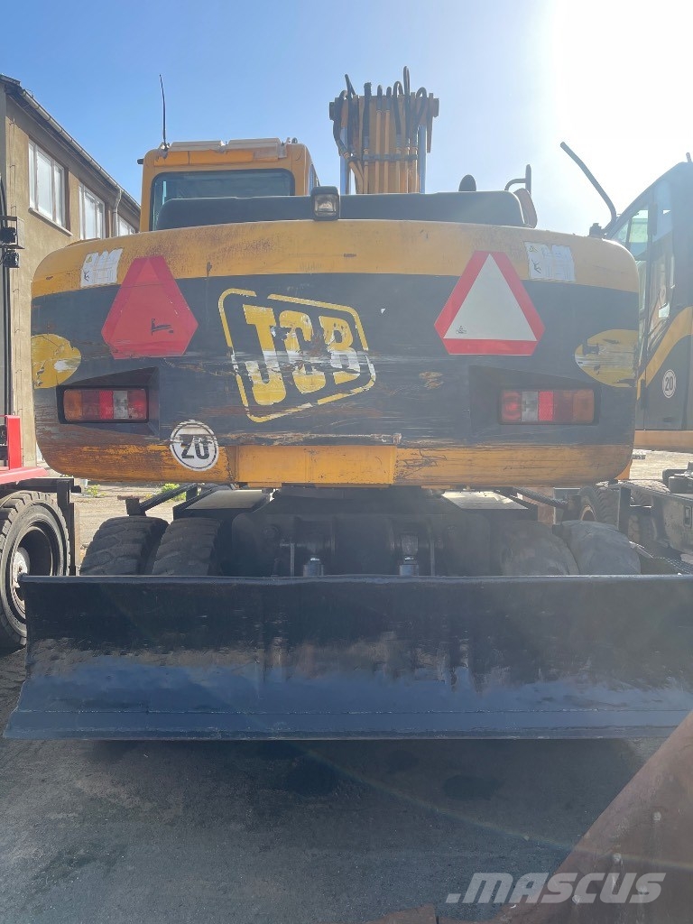 JCB JS 145 W Wheeled excavators