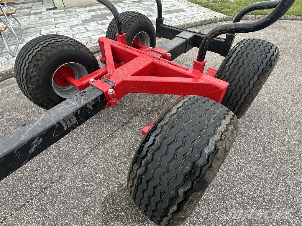 Mowi 850/P31T Bosbouwaanhangers