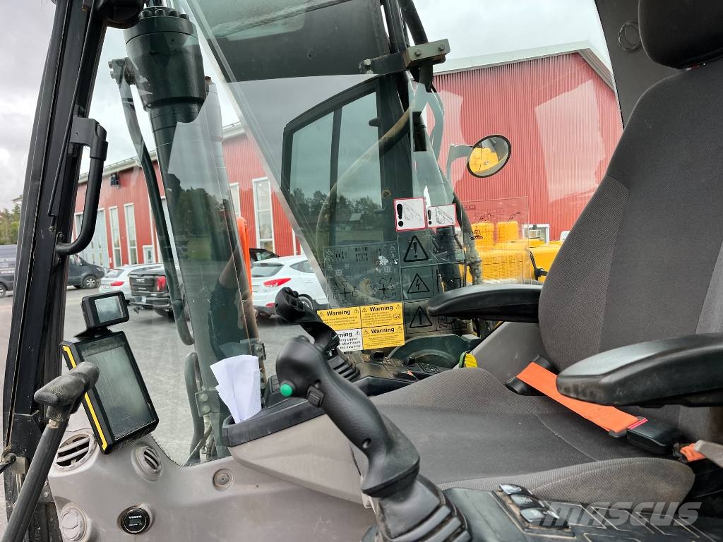 Volvo EC 160 EL Kāpurķēžu ekskavatori