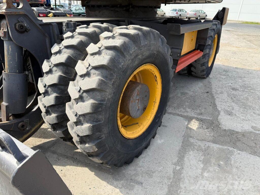 Volvo EWR150E Ratasekskavaatorid
