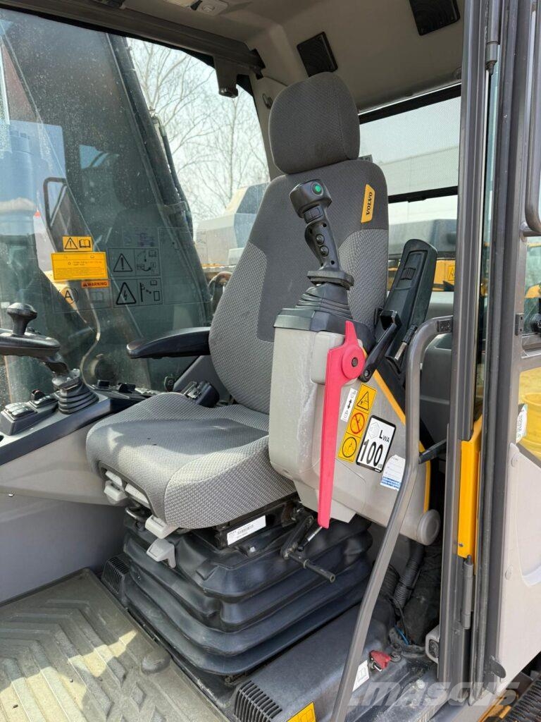 Volvo EWR150E Ratasekskavaatorid