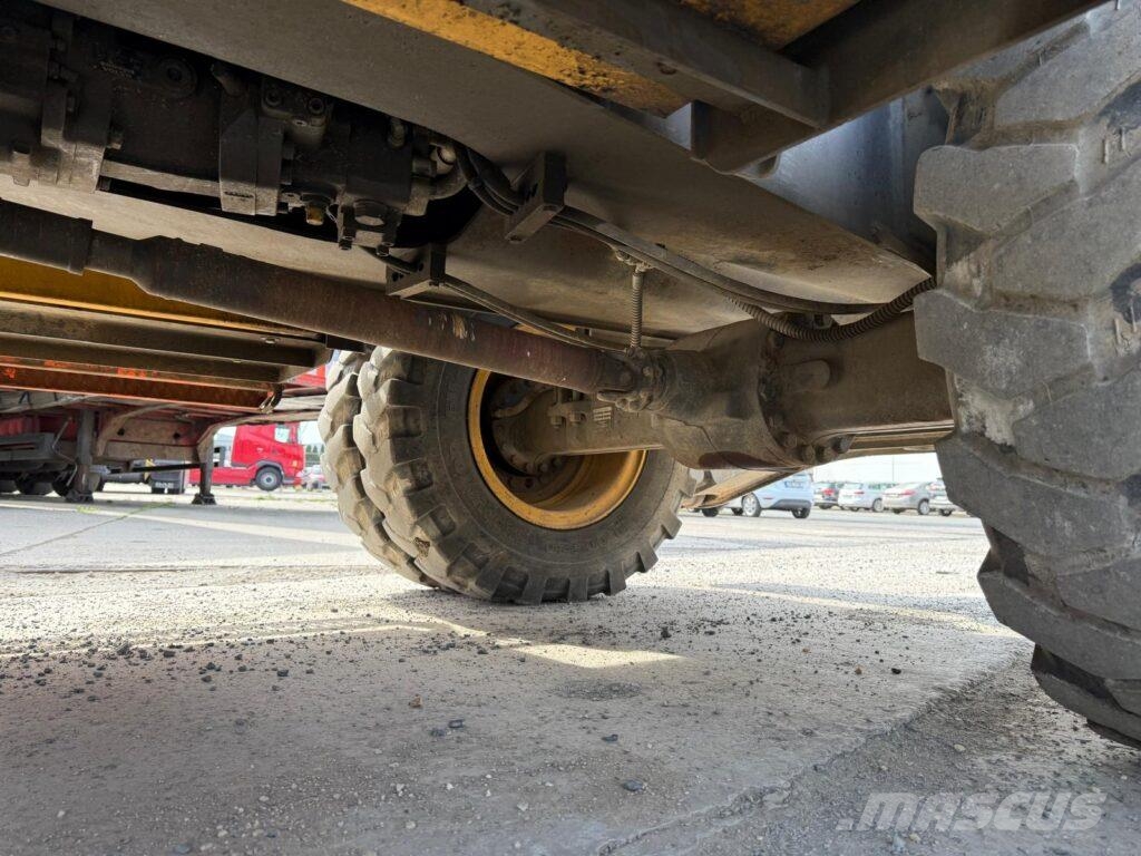Volvo EWR150E Ratasekskavaatorid