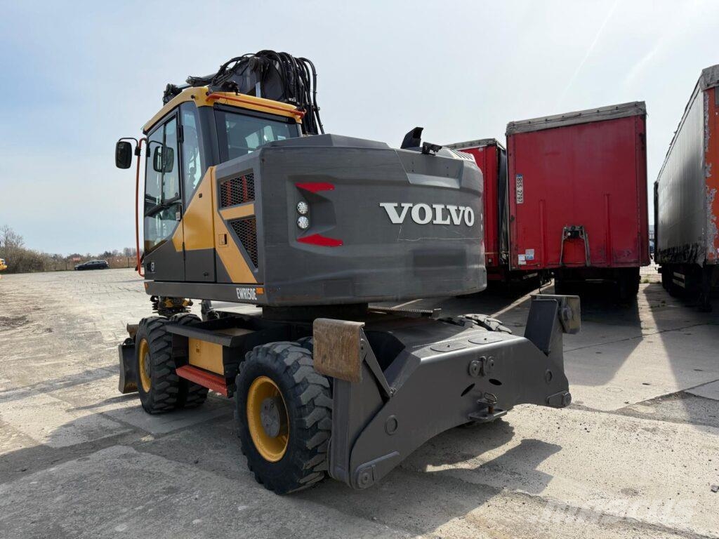 Volvo EWR150E Ratasekskavaatorid