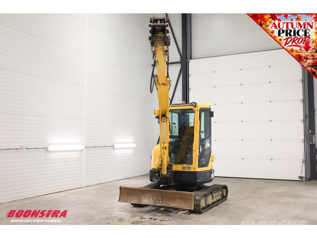 Hyundai Robex 35-Z-9 BY 2016 3.572 Uur Minigrävare < 7t