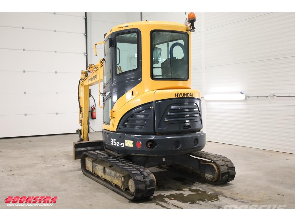 Hyundai Robex 35-Z-9 BY 2016 3.572 Uur Minikoparki