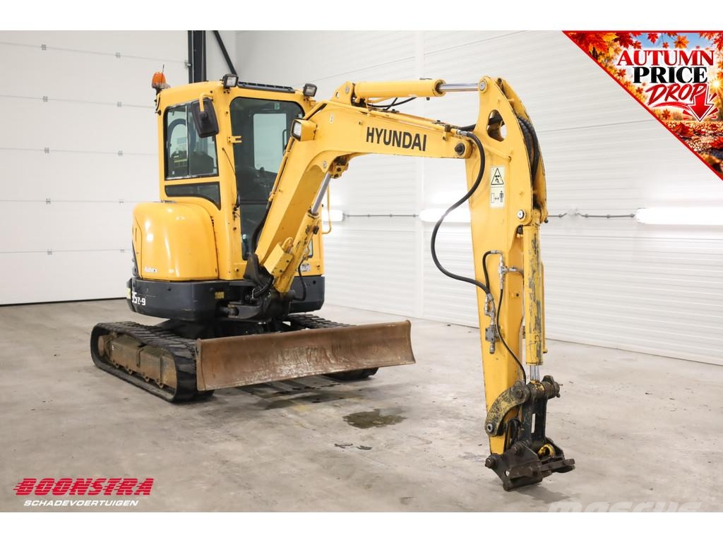 Hyundai Robex 35-Z-9 BY 2016 3.572 Uur Minigrävare < 7t
