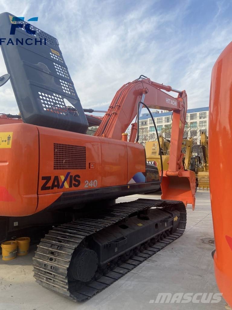 Hitachi ZX 240 Bageri gusjeničari