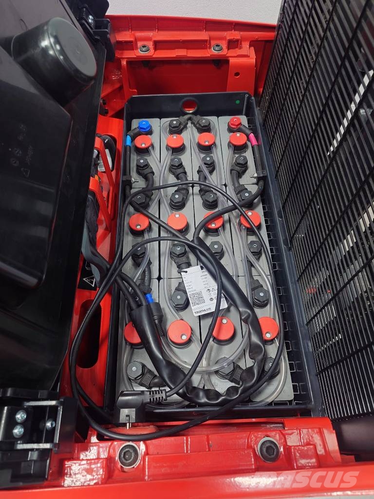 Linde L14/1173-01 معدات التكديس الجوالة