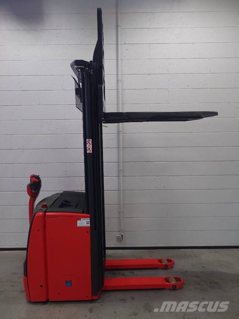 Linde L14/1173-01 معدات التكديس الجوالة