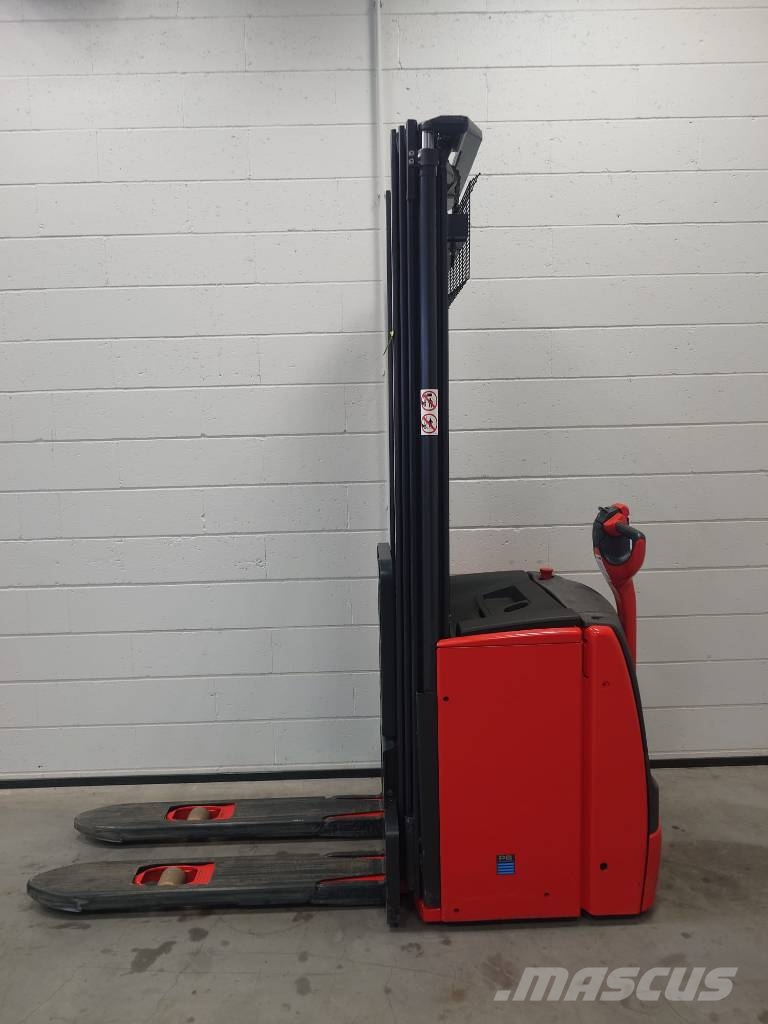 Linde L14/1173-01 معدات التكديس الجوالة