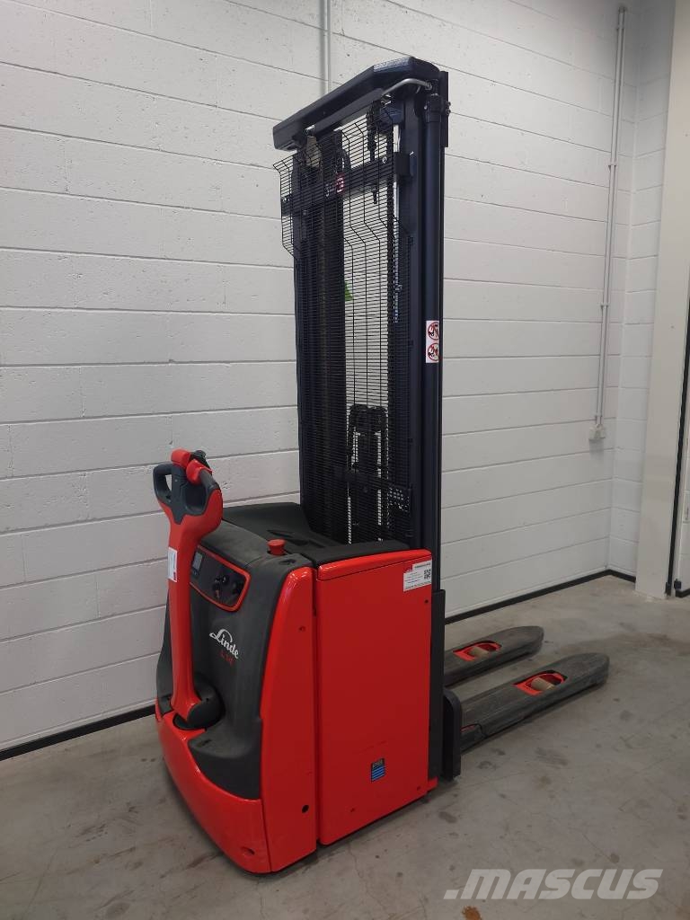 Linde L14/1173-01 معدات التكديس الجوالة