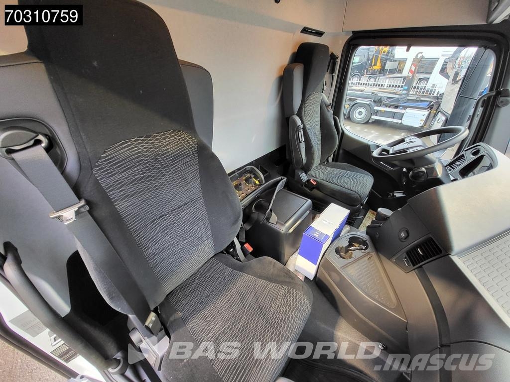 Mercedes-Benz Arocs 4151 Arocs 8X4 NEW! 43mtrs Bonneux 5Z43 conc مضخات خرسانة