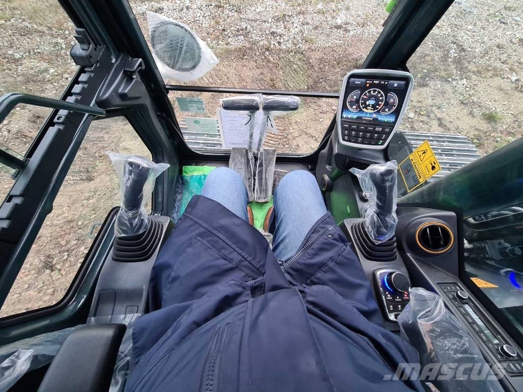 Hyundai HX210AL, 4 silindriline mootor Vikšriniai ekskavatoriai