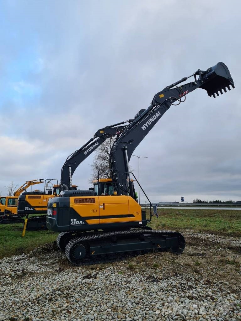 Hyundai HX210AL, 4 silindriline mootor Vikšriniai ekskavatoriai