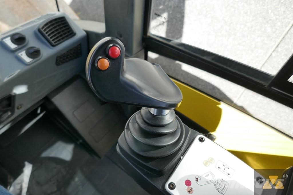 Bomag BW219D-5 Valjci sa jednim bubnjem