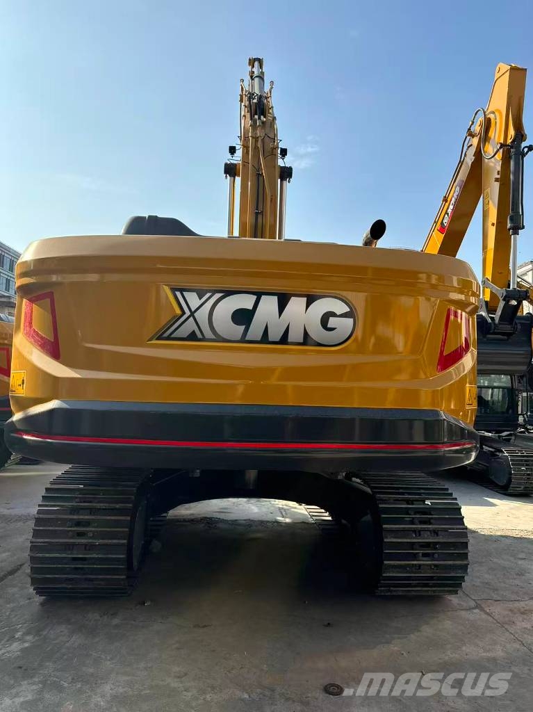 XCMG XE200GA Midikoparki 7t - 12t