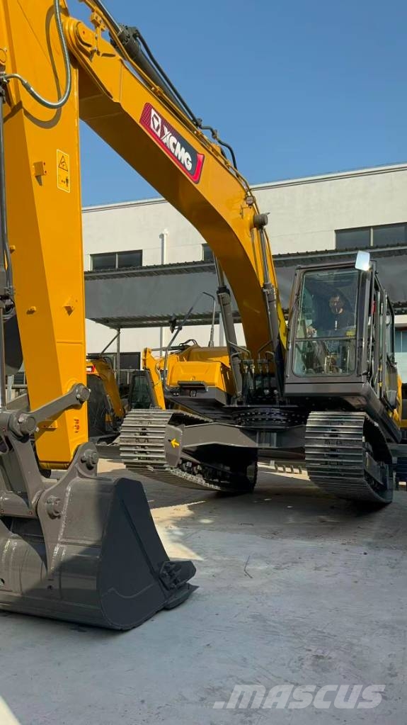 XCMG XE200GA Midikoparki 7t - 12t