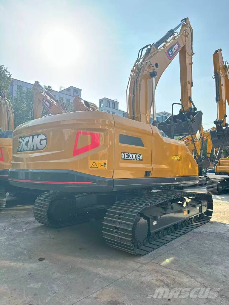 XCMG XE200GA Midikoparki 7t - 12t