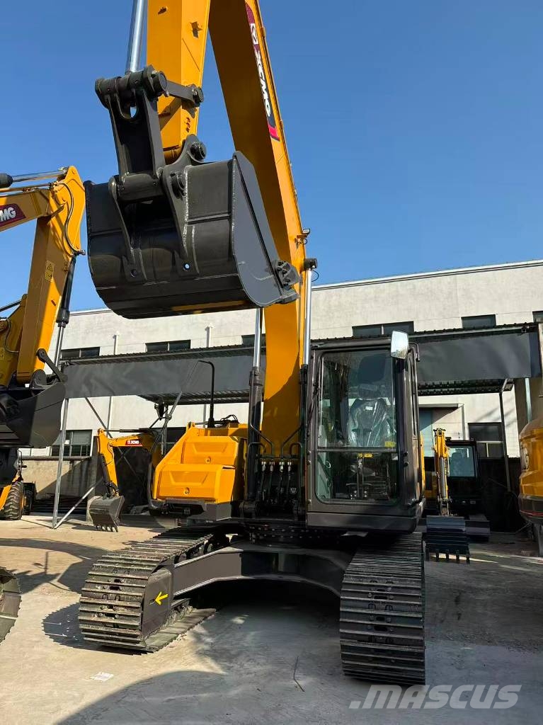 XCMG XE200GA Midikoparki 7t - 12t
