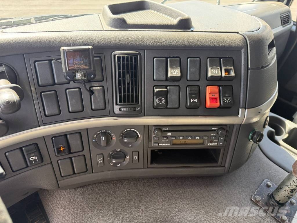 Volvo FM9/260 4x2 12.865 l. ADR Tank Petrol / Diesel Camiones cisternas
