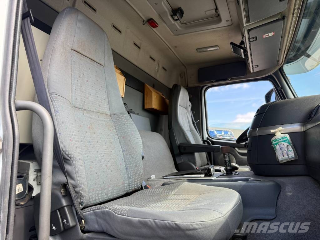 Volvo FM9/260 4x2 12.865 l. ADR Tank Petrol / Diesel Camiones cisternas