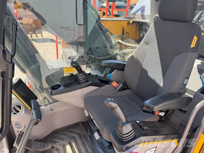 Volvo EC 250 EL Excavadoras sobre orugas