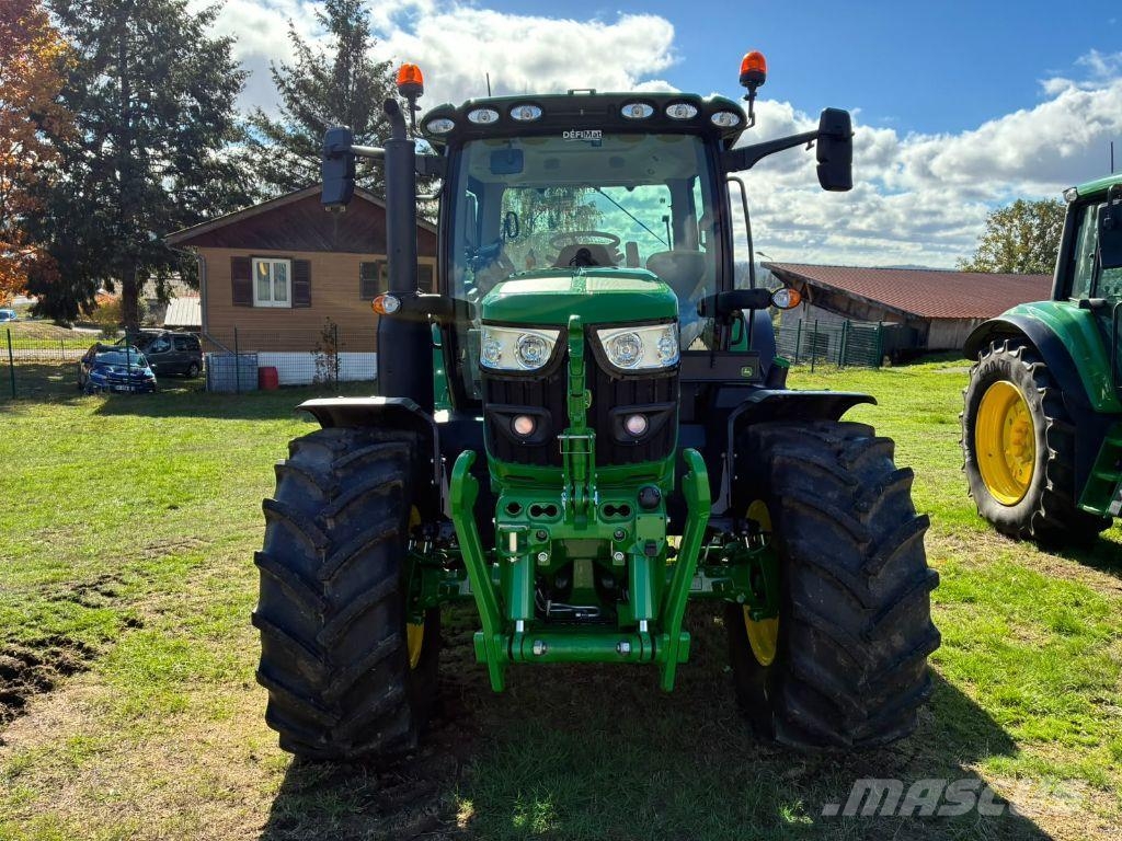 John Deere 6R 120 Tractors