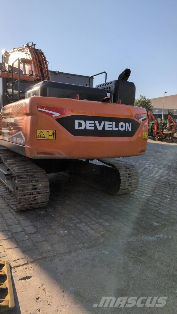 Develon Kettenbagger DX 255 LC-7 Rupsgraafmachines