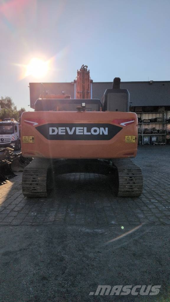Develon Kettenbagger DX 255 LC-7 Rupsgraafmachines