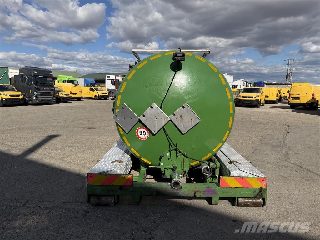 VIN 645 - STS KOVO CISTERNA 12000 l PHM VIN 645 Грузовики-цистерны