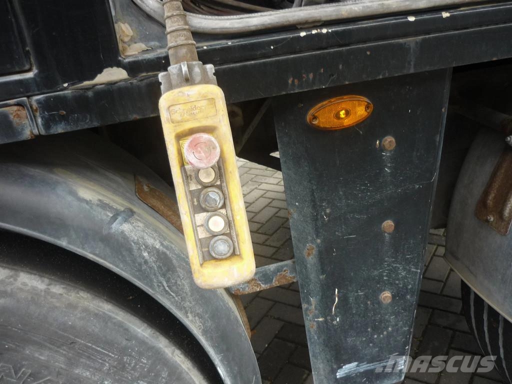 DAF XF 410 ROC 16.30 Droge stoffen oplegger شاحنات مزدوجة / خلخلة