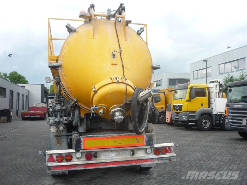 DAF XF 410 ROC 16.30 Droge stoffen oplegger شاحنات مزدوجة / خلخلة