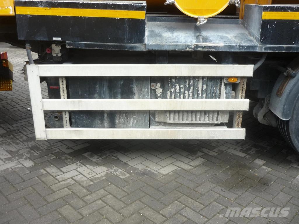 DAF XF 410 ROC 16.30 Droge stoffen oplegger شاحنات مزدوجة / خلخلة