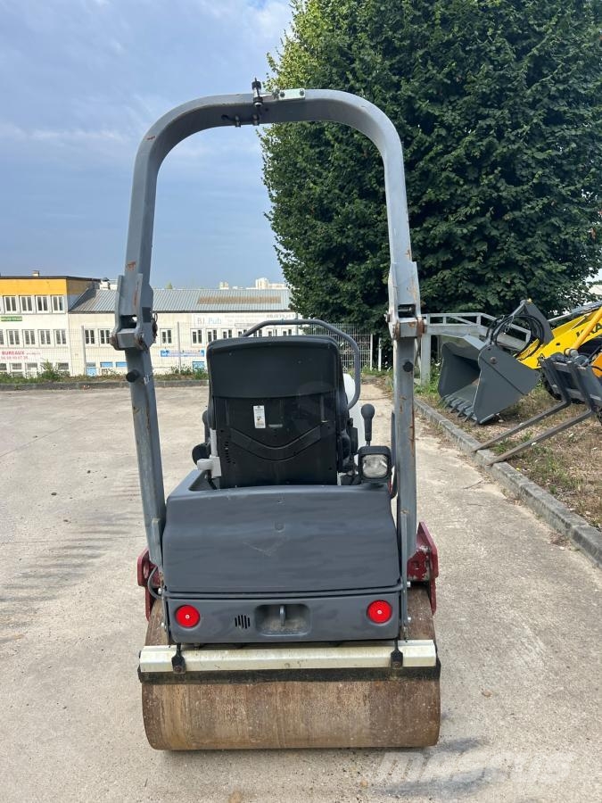 Dynapac CC1000 Gruntiniai volai