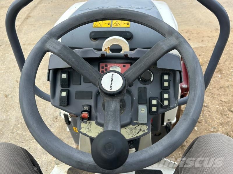 Dynapac CC1000 Gruntiniai volai