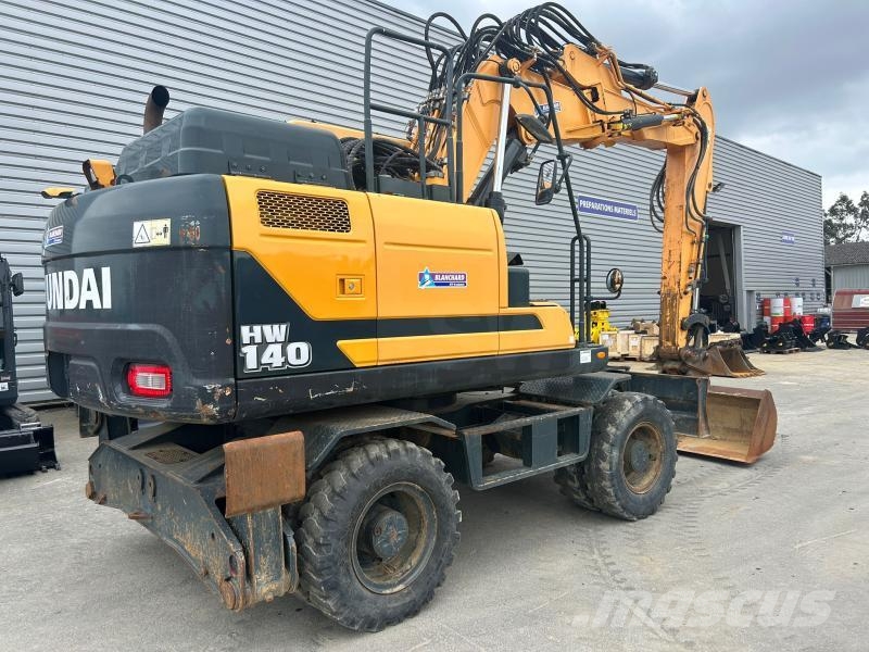 Hyundai HW 140 Gravemaskiner på hjul