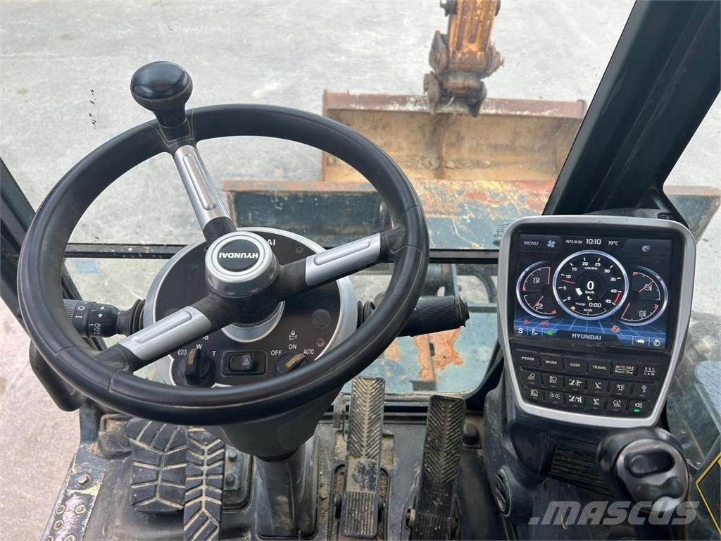 Hyundai HW 140 Колісні екскаватори